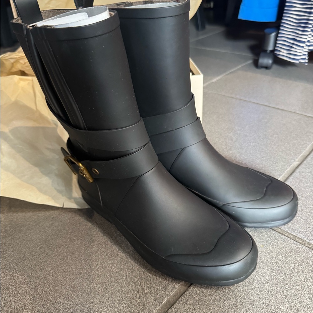 Burberry Black Women's Rainboot Mid Buckle Rubber - Picture 4 of 6